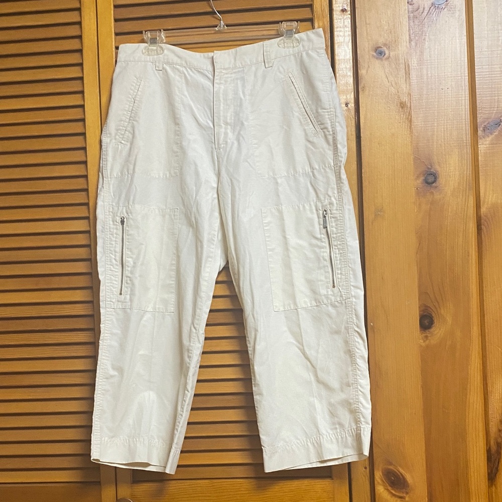 Ralph Lauren Off-White Capris with Zipper Pockets